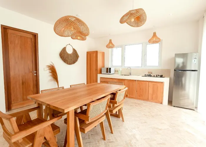 Snow 3 Bedroom Villa, Canggu *