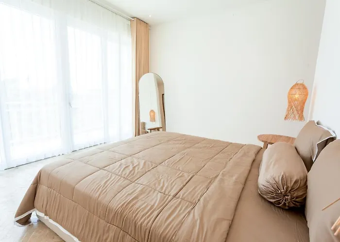 Snow 3 Bedroom Villa, Canggu *